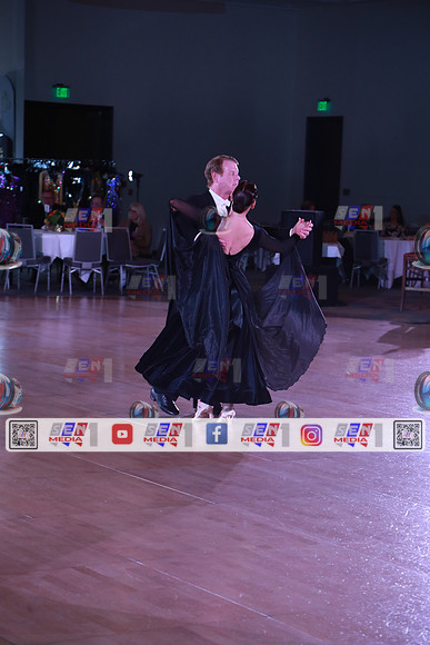 0013_CSBJ4697