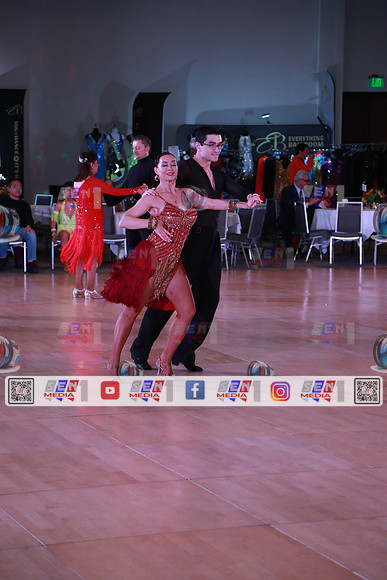 0049_CSBJ8962