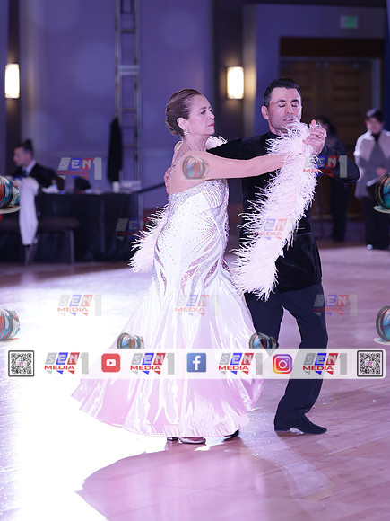 0009_CLON8493