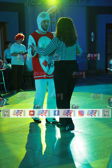 0086_CWCN5824