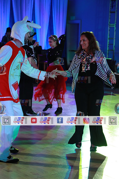 0104_CWCN5884
