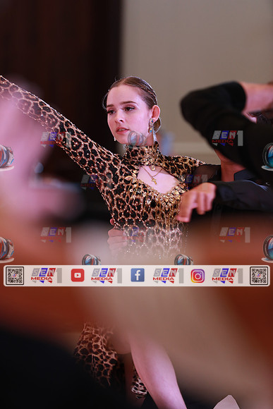 0011_DS0L3689