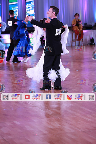 0017_DCDO7976