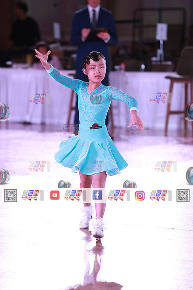0098_DCDO4884