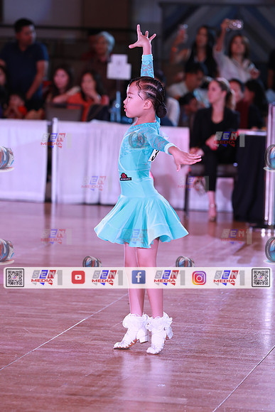 0143_DCDO4975