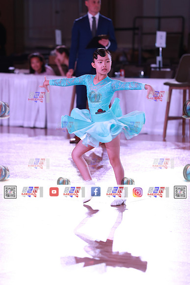 0100_DCDO4887