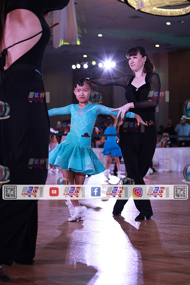 0038_DCDN4033