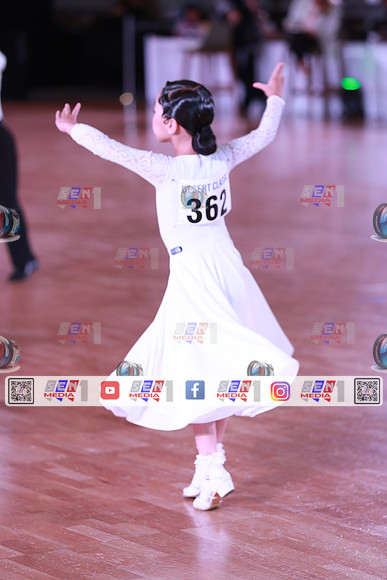 0040_DCDO2984
