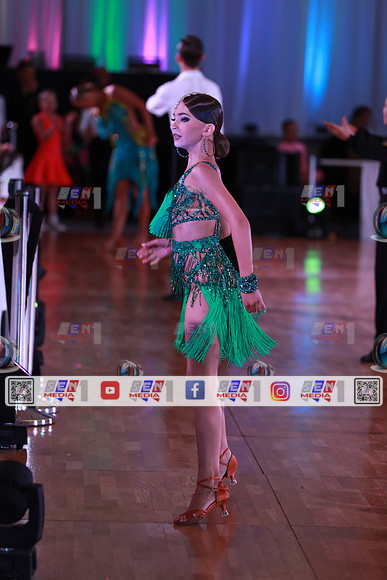 0016_DCDO6869