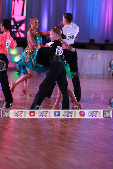 0023_DCDO6879