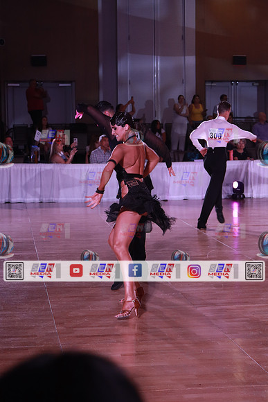 0022_DCDR8487