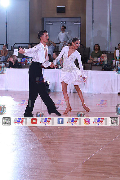 0057_DCDR5452