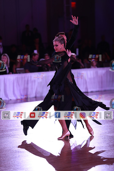 0027_DCDO1056