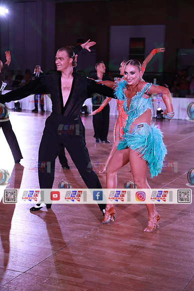 0070_DCDN1367