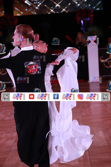 0021_DCDO8589