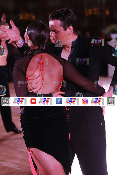 0058_NVBL8182