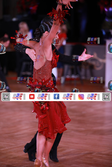 0002_DCDN8327