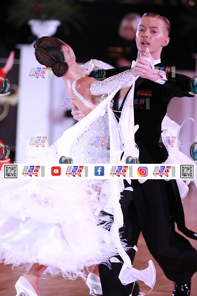 0032_DCDN7045