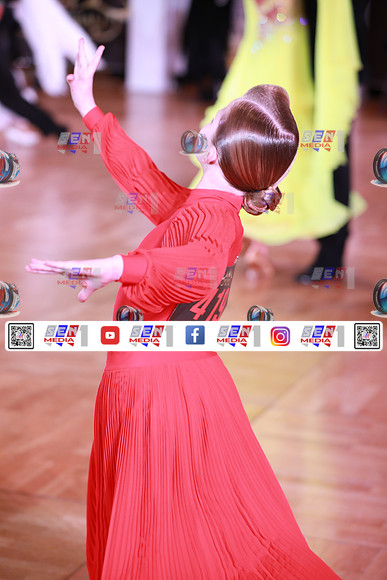 0005_DCDN6807