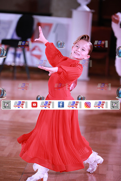 0018_DCDN6985