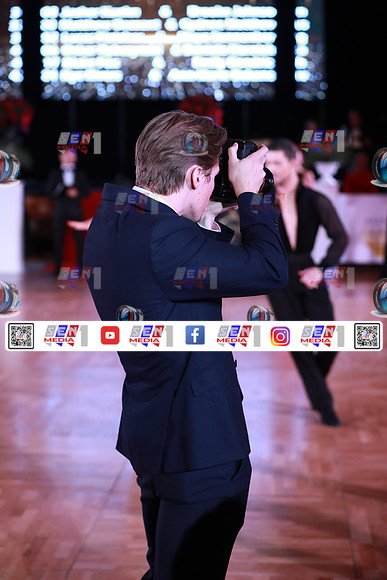 0057_DCDN9784