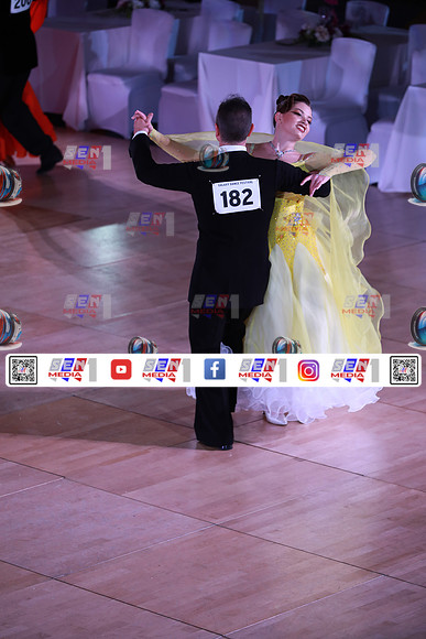 0041_DCDN1596