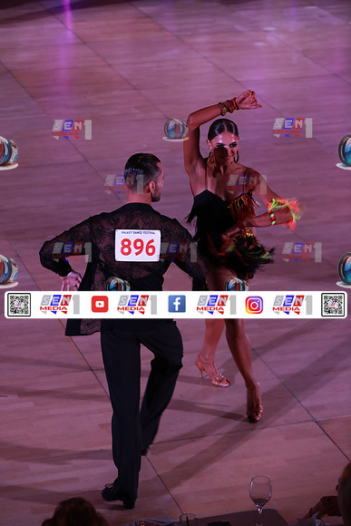 0001_DCDN6411