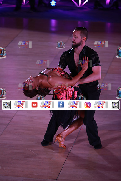 0100_DCDN6766
