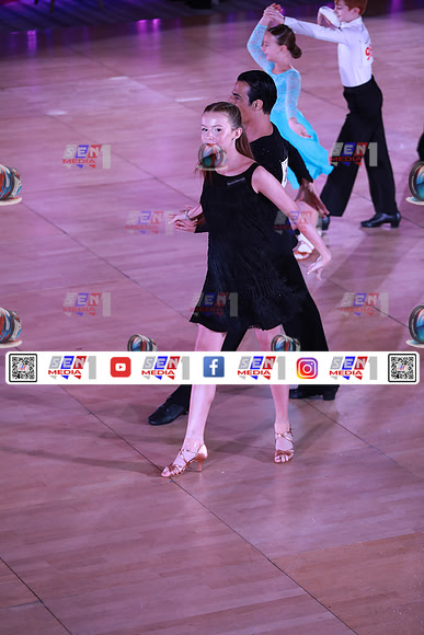 0042_DCDN4300