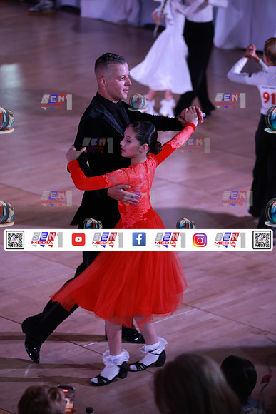 0098_DCDN2704