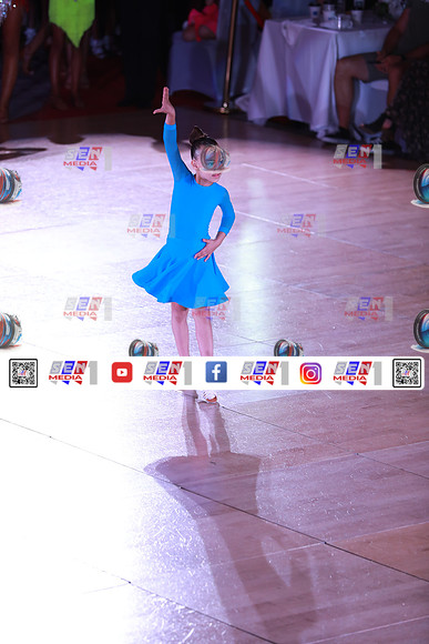 0011_DCDN4957