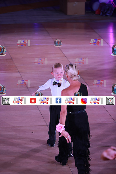 0012_DCDN4023