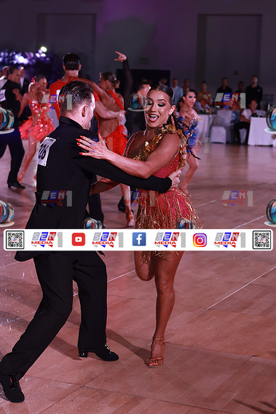 0099_DCDR4879