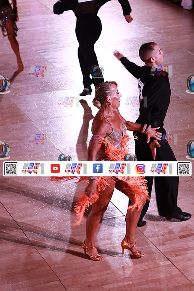 0048_DCDR2524