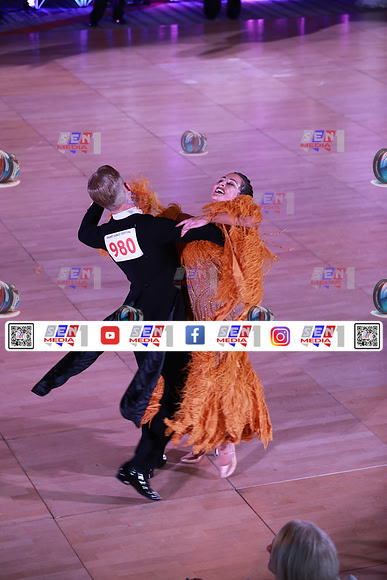 0011_DCDN5372