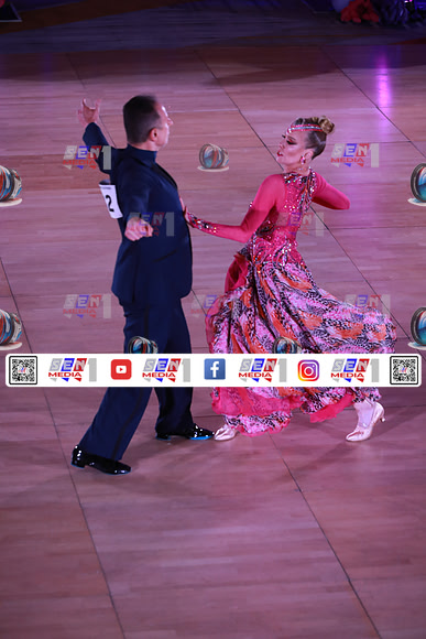 0001_DCDN8976