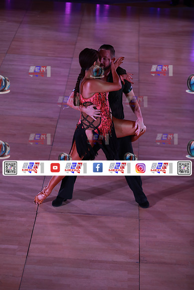 0083_DCDN6749