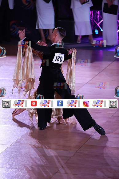 0024_DCDN6719