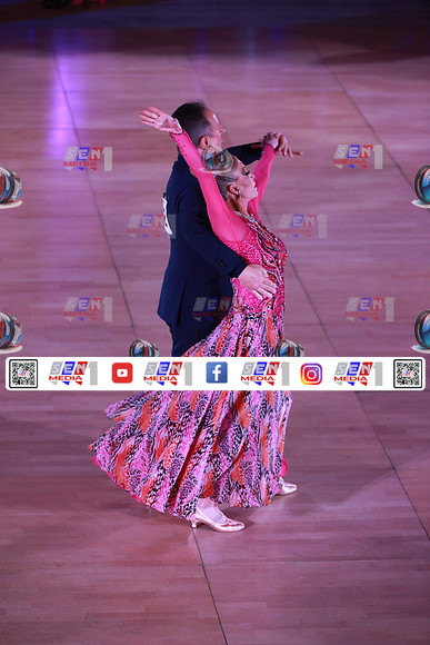 0013_DCDN8988