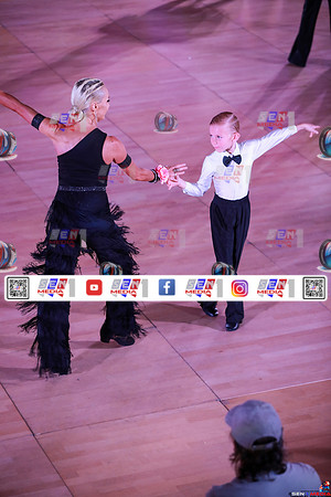 0011_DCDN4882