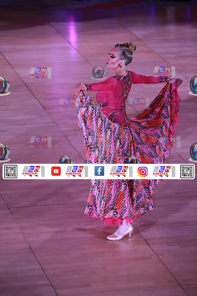 0000_DCDN8975